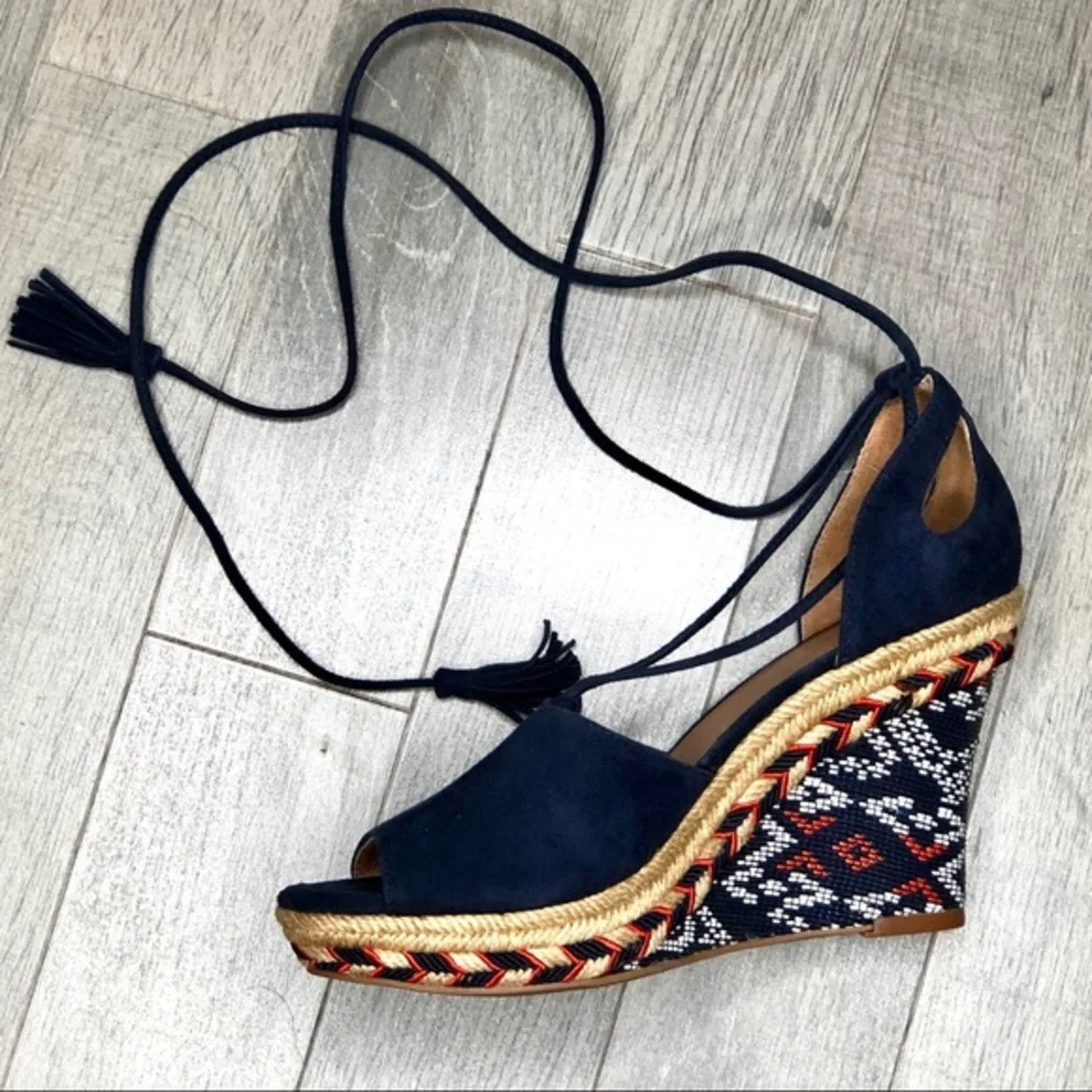 Cabi Isla leather espadrille ankle‎ tie wedge size 6 navy embroidered